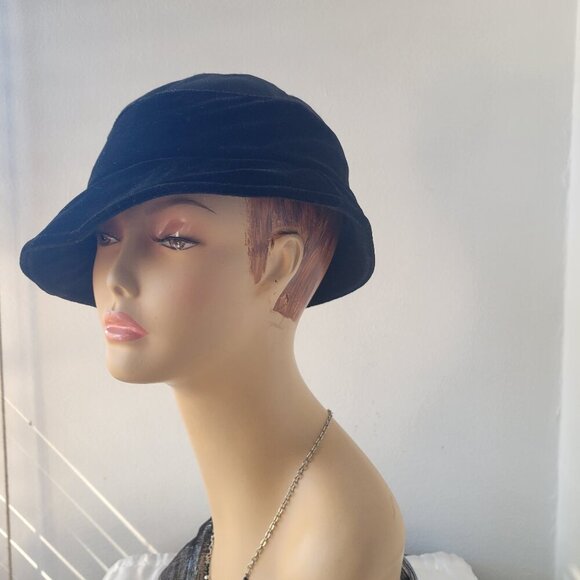 Vintage Style Giovannio Soft Black Velvet Bucket Hat - Picture 11 of 14